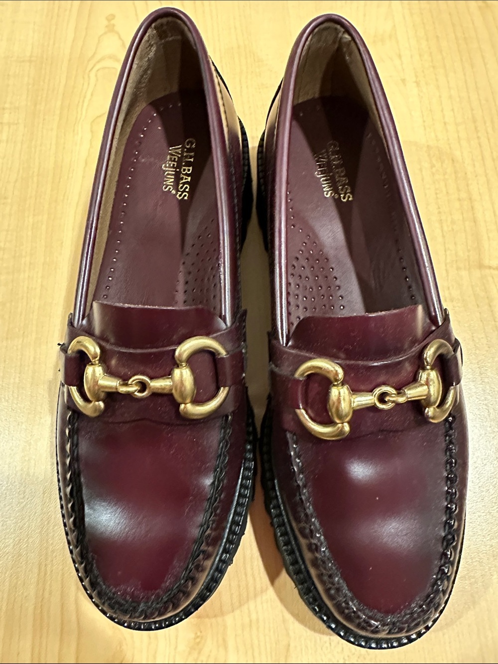 GH Bass Weejuns Lianna Superbit Wine women’s Leather Penny Loafers